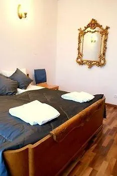 Irs Royal Apartments - Kwartal Kamienic Gdansk Poland