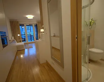Irs Royal Apartments - Kwartal Kamienic Gdansk